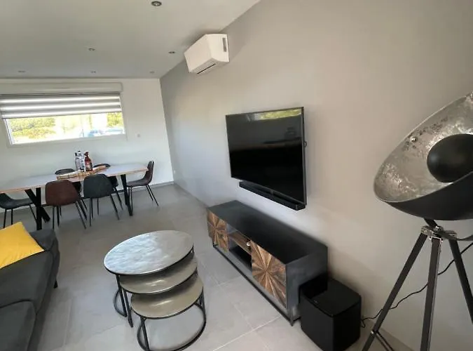 別荘 Maison Neuve Vecchio