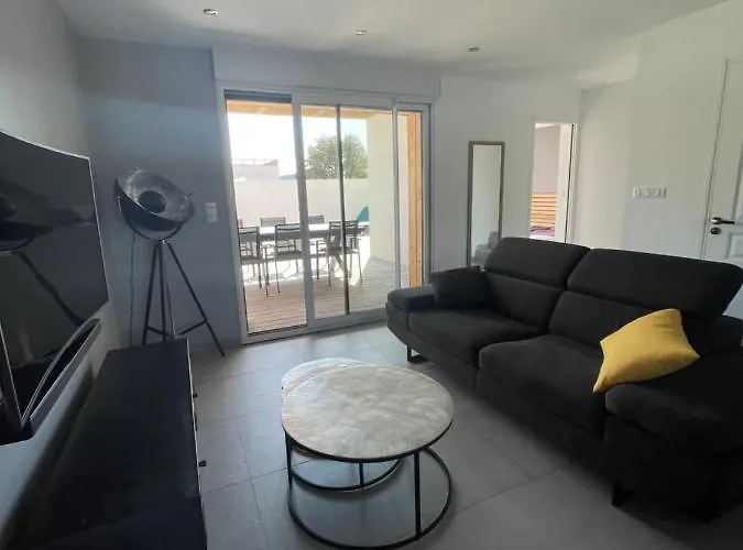 Maison Neuve Vecchio * ポルトヴェッキオ