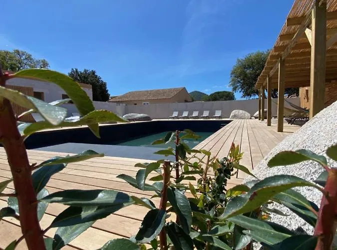 Feriehus Maison Neuve Vecchio